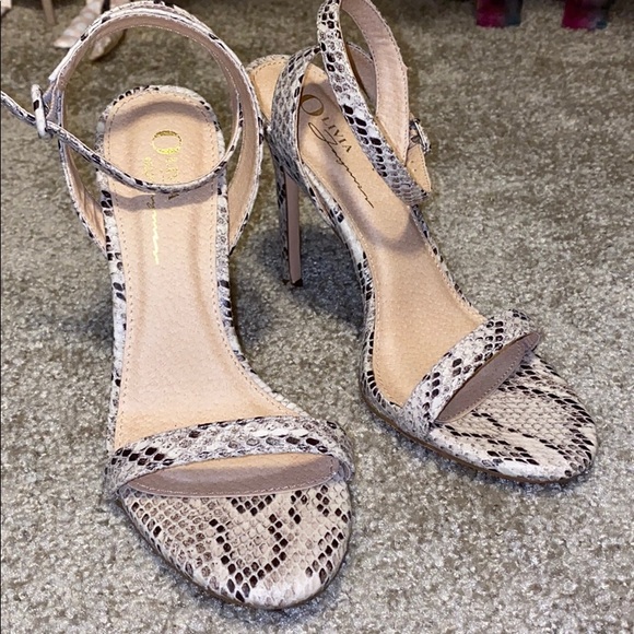 NWOT snake heels - Picture 1 of 6